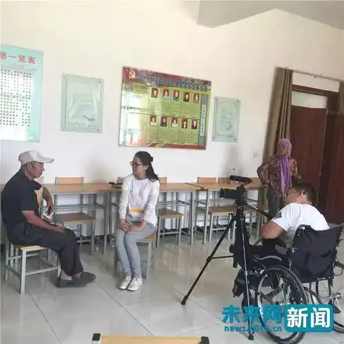 走南闯北拍摄三部纪录片轮椅男孩感动北师大