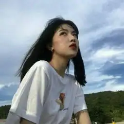 女生头像开始期盼寒假的到来