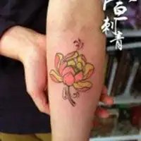 性感有纹身女生头像微信头像图片大全