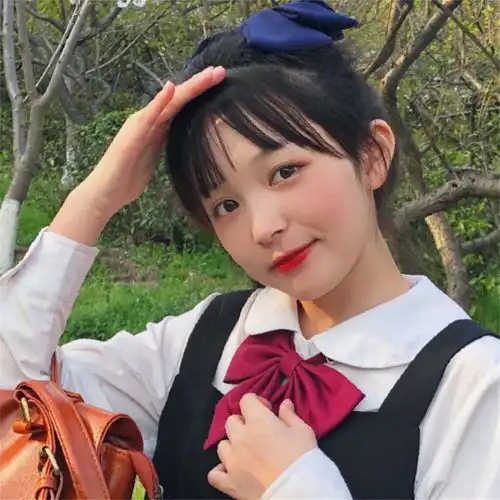 ins女生头像优质小众美