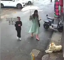 女生和狗狗的头像恶犬