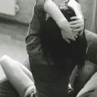 推荐一些帅气霸气的女生图片,最好是黑色