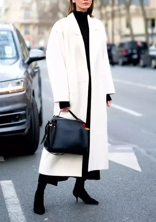 刘雯刘亦菲都抢着穿的少女白,太美了