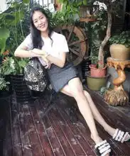 刘雯式高级感从一件百搭t恤开始,5种颜色2种款式