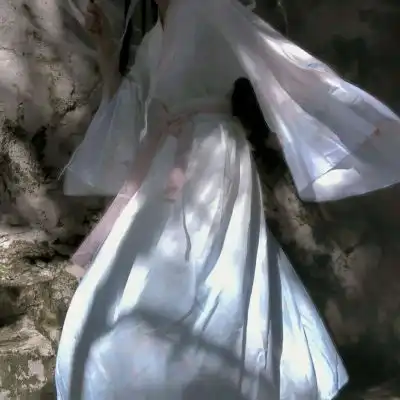 帝江唯美时尚古风女头风止于秋水我止于你.