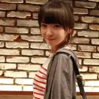 一场孤单的演出寂寞伤感qq女生头像设计