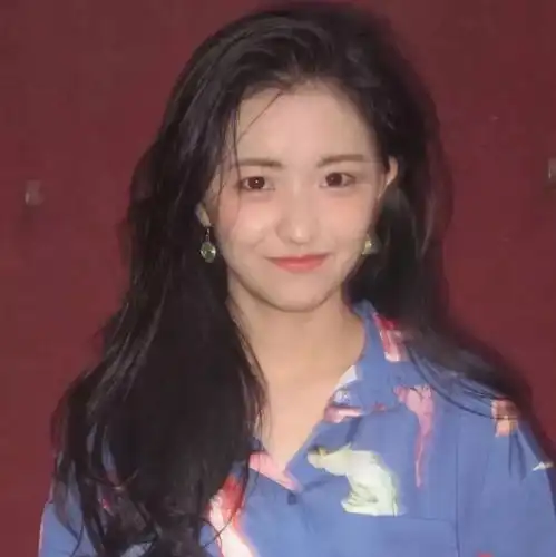 优质精选小众温柔甜美女生头像331