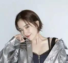 qq头像女生短发丸子头阚