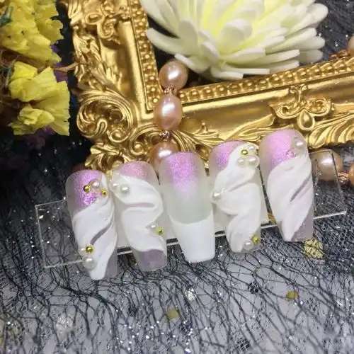芭蕾舞鞋美甲会做这款美甲的,都是仙女吧