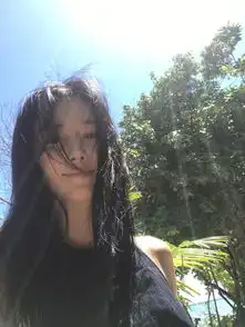 张馨予长发飘逸秀水嫩皮肤网友高呼女神姐姐