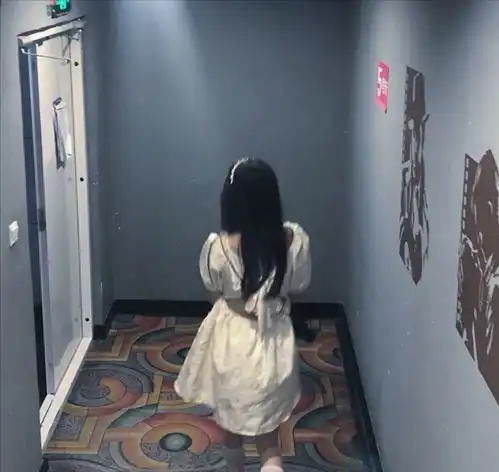 花开月明女生头像唯美