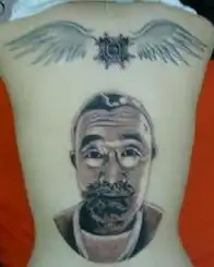 实拍少女痛苦纹身全过程5220766教育图片库大视野