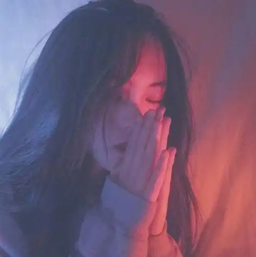 头像女失恋伤感温柔