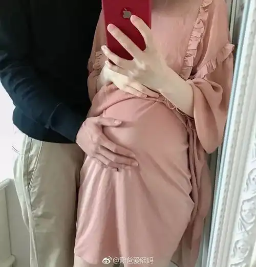 身边的漂亮女孩生完孩子以后都怎么样了