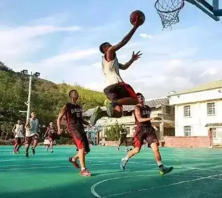 在大学女生眼里,男生低于这个数便是矮,网友直言真敢说