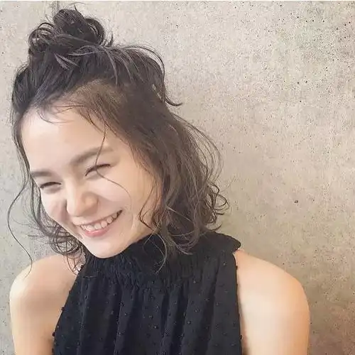 隔着屏幕都会被撩到的慵懒卷发睡不醒卷发