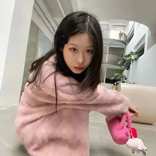 适合女生长期不换的微信头像