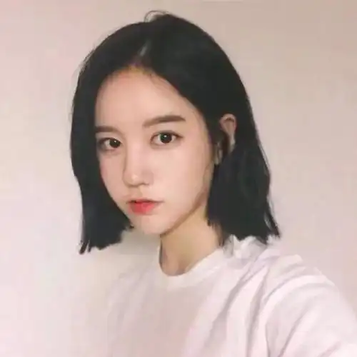 45岁的女人头像花的图片