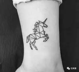 再放一波纹身图案推荐这些几何点线纹身男女都适用