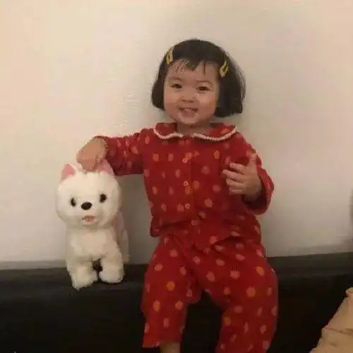 搞怪头像女小孩小女孩