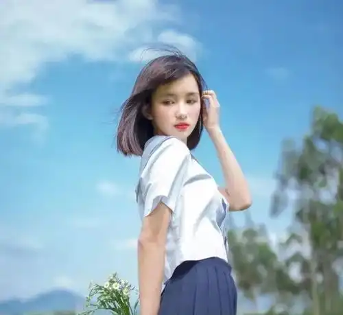 水瓶座女生的长相,为什么水瓶女都那么美