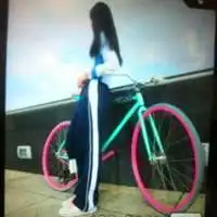 校服女生头像青春校园本