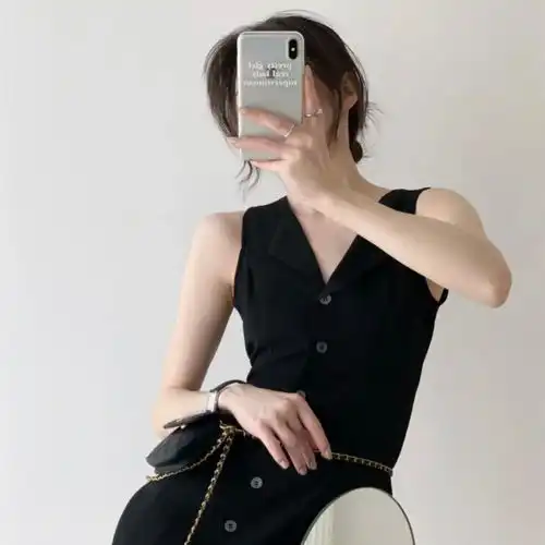 小众气质高冷系女生头像