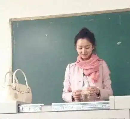 搞笑图片这应该是有屎以来最恶心的蛋糕