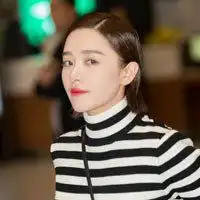 阚清子森系短发头像微信头像图片大全