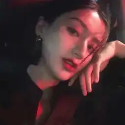 一身仙女味头像可爱萌真人网红脸的小姐姐