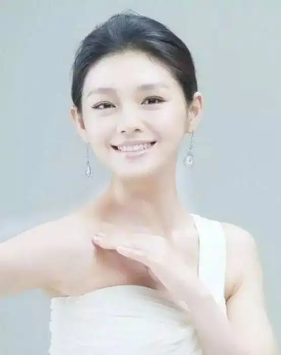 超仙女生头像遮脸马思纯