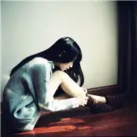 女生伤感头像图片,捂脸的,背影的,侧面的
