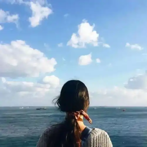 qq伤感头像动漫带孤独