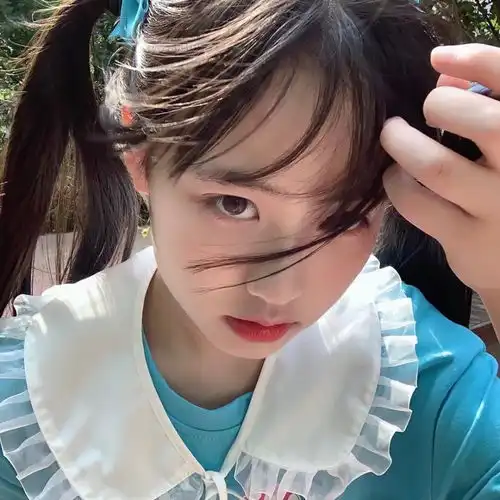 优质女头我们之间隔着银河腾讯新闻
