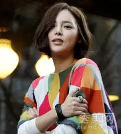初秋流行的短发修颜减龄变小脸美人