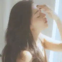 女生头像唯美意境女头像462