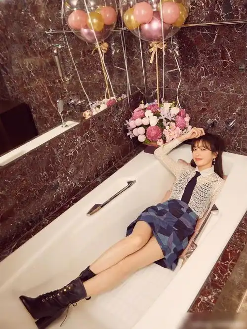 秦岚,少女心,少女心,优雅的生活充满了碧水漓漓般的美妙