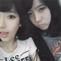女生头像闺蜜最新版幸福真的和爱情无关