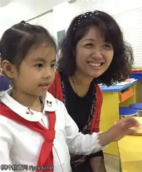 害羞女孩图片头像爷爷