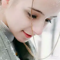 这个乌克兰留学生貌美还爱火锅麻将