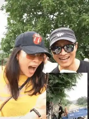 汪峰一家四口外出游玩,开三轮车撞围栏,越来越接地气了