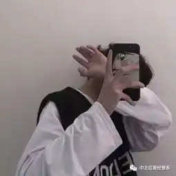 冷酷帅气的女生头像女生