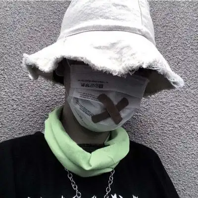 qq头像男生戴帽子遮脸