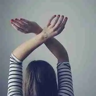 这个女孩微信头像什么意思