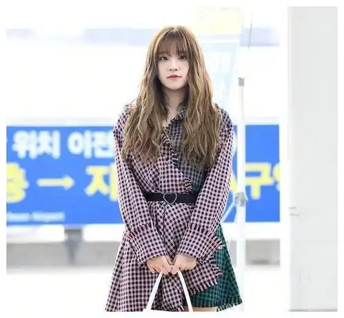 与baby相争跑男女主的宋雨琦什么来头韩风小女生的穿搭,可爱惹