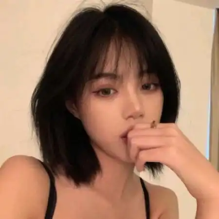 暗黑高冷头像女背影真人