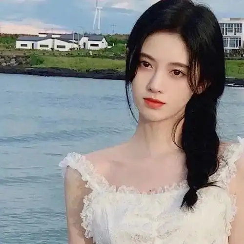 2023最新独自美丽女生头像