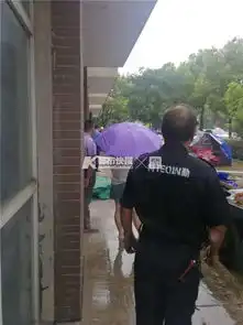 突发今天下午丁桥一名10多岁女孩坠楼,明天就上六年级了