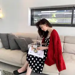 春日出街,甜美风针织开衫穿出少女活力感