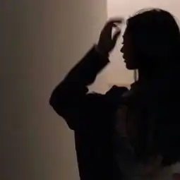 女生头像让你看不见正脸的傲娇女生